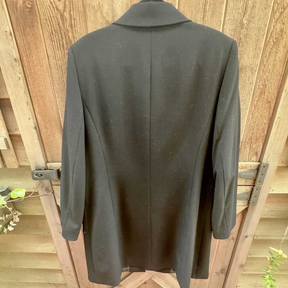 TAHARI Arthur S. Levine black hidden snap coat (12/14) - Picture 11 of 14